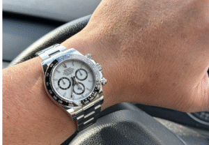 Precision on the Wrist: My Experience with the Rolex Daytona AAA Replica – UK Review